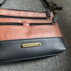 Stone Mountain Accessories Brown and Black Crossbody Bag